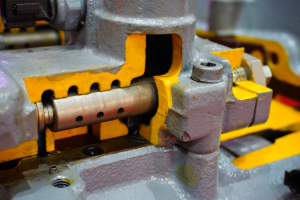 close up of a hydraulic pump to show the essential tips for maintenance.